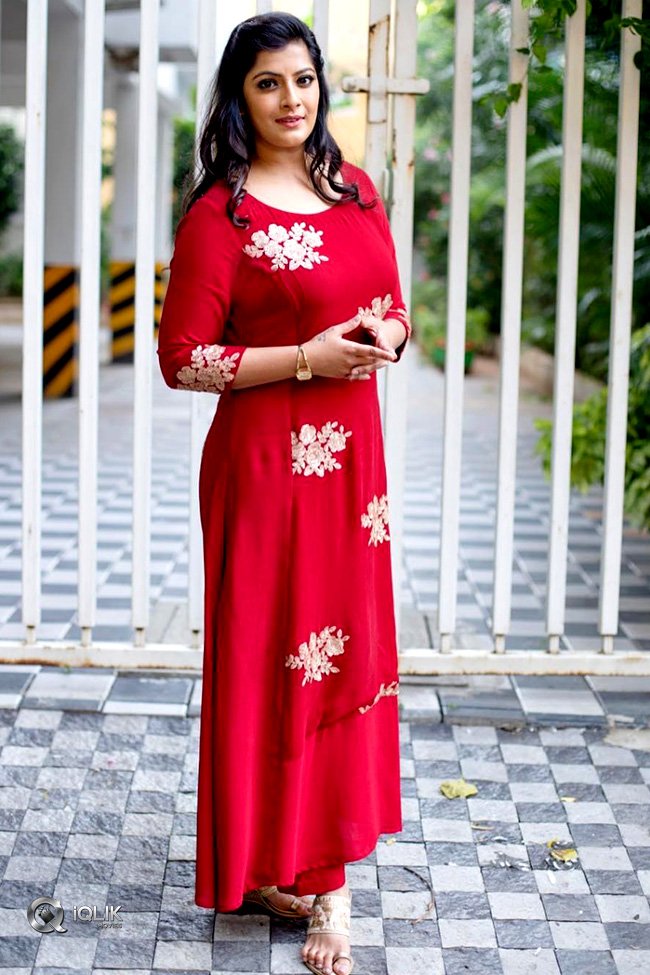 Varalaxmi-Sarathkumar